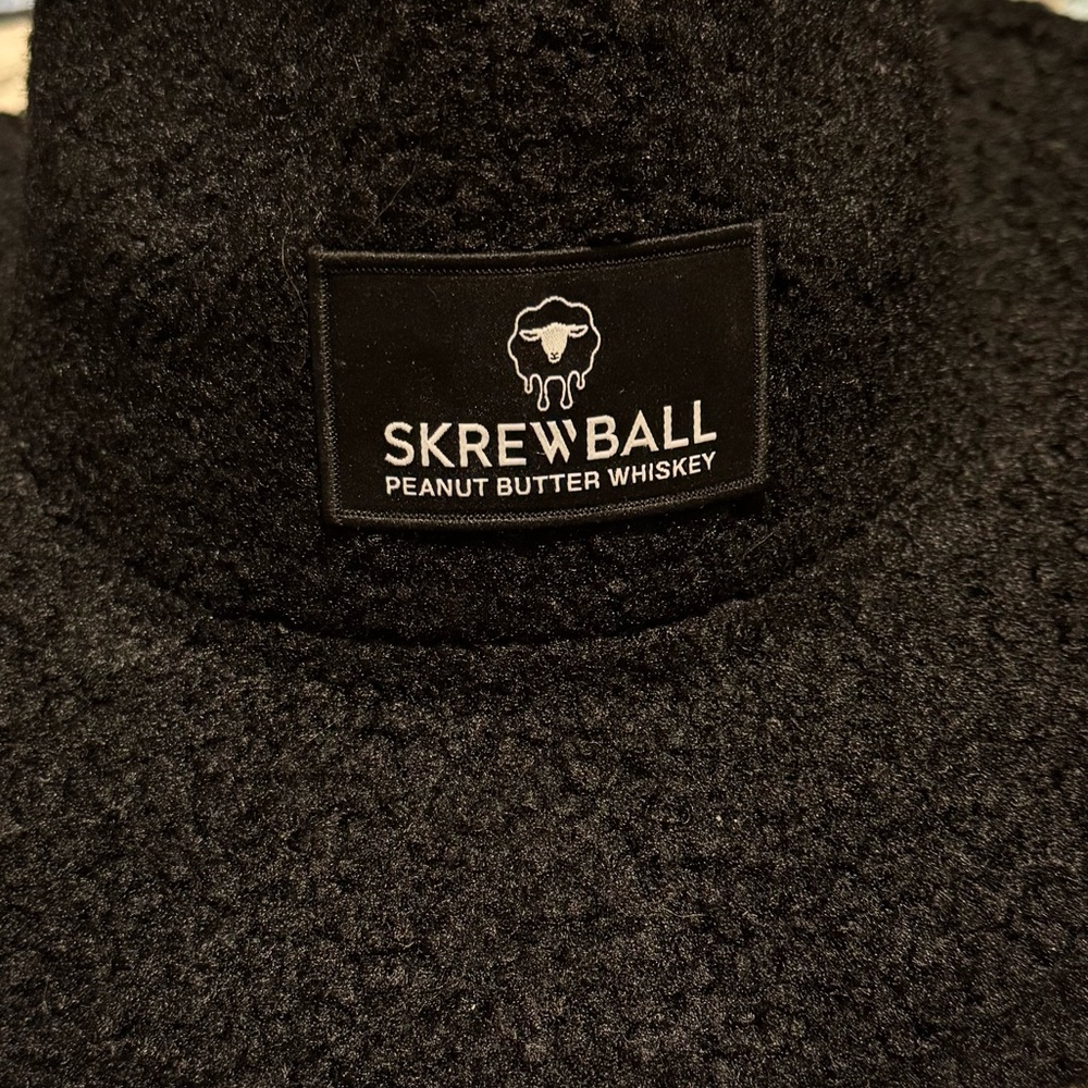 Skrewball Peanut Butter
Whiskey Cowboy Hat Fuzzy Black
Cap Advertisement - Picture 2 of 6